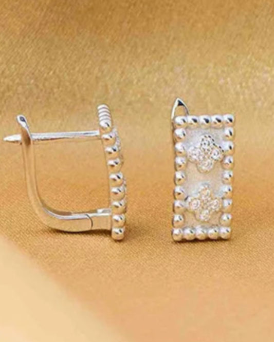 Bar Studs in 92.5 Silver