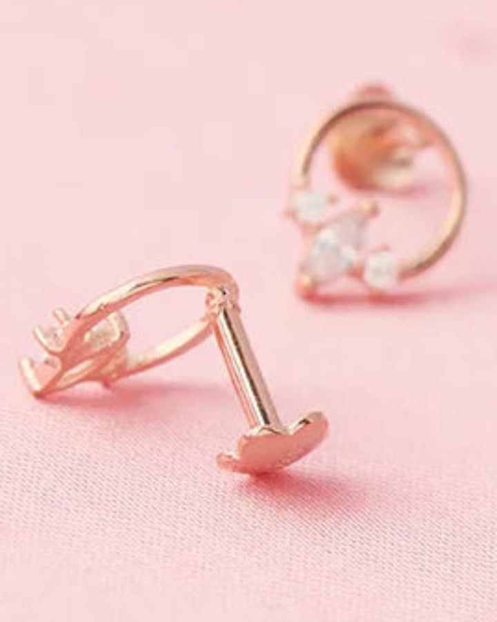 Pearl Halo Studs in 92.5 Silver