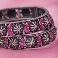 Twilight Ruby Kundan Bangle
