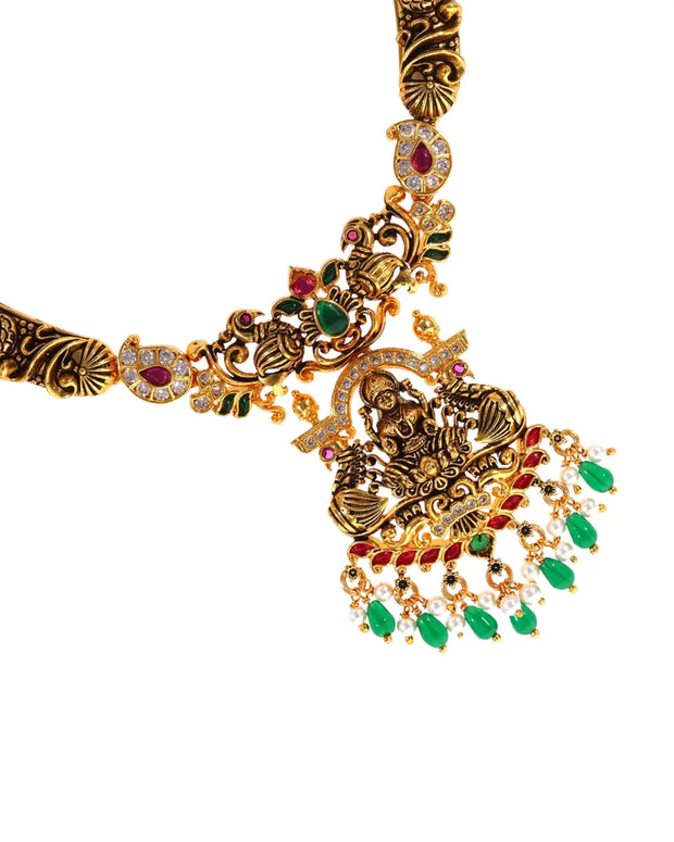 Peacock Elegance: Antique Flair Necklace