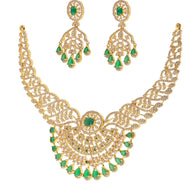 Emerald Elegance: Bridal Glow Necklace