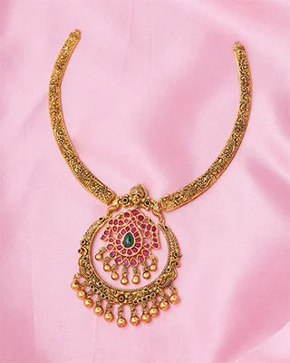 Antique Lakshmi Ruby Pendant Necklace in 92.5 Silver