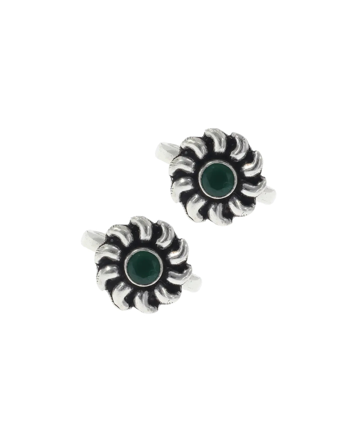 Emerald Elegance Toe Ring