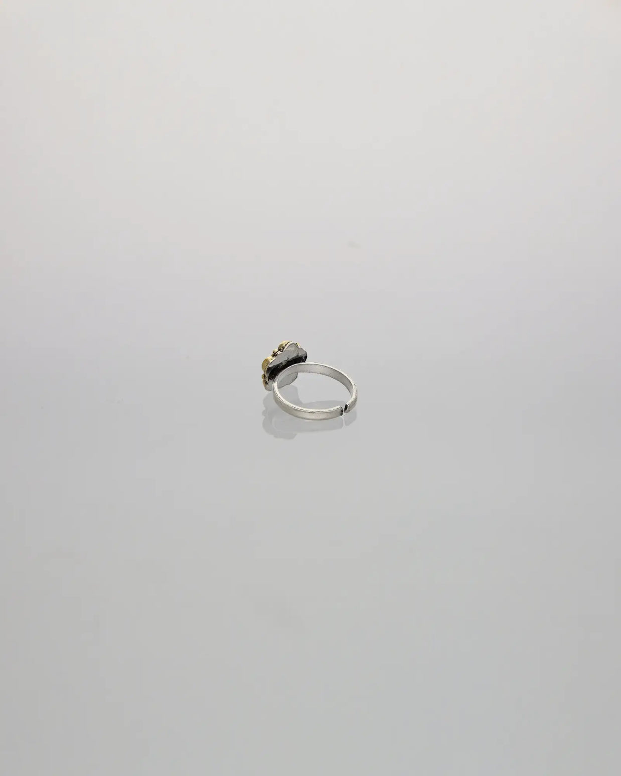 Ruby Bloom Toe Ring