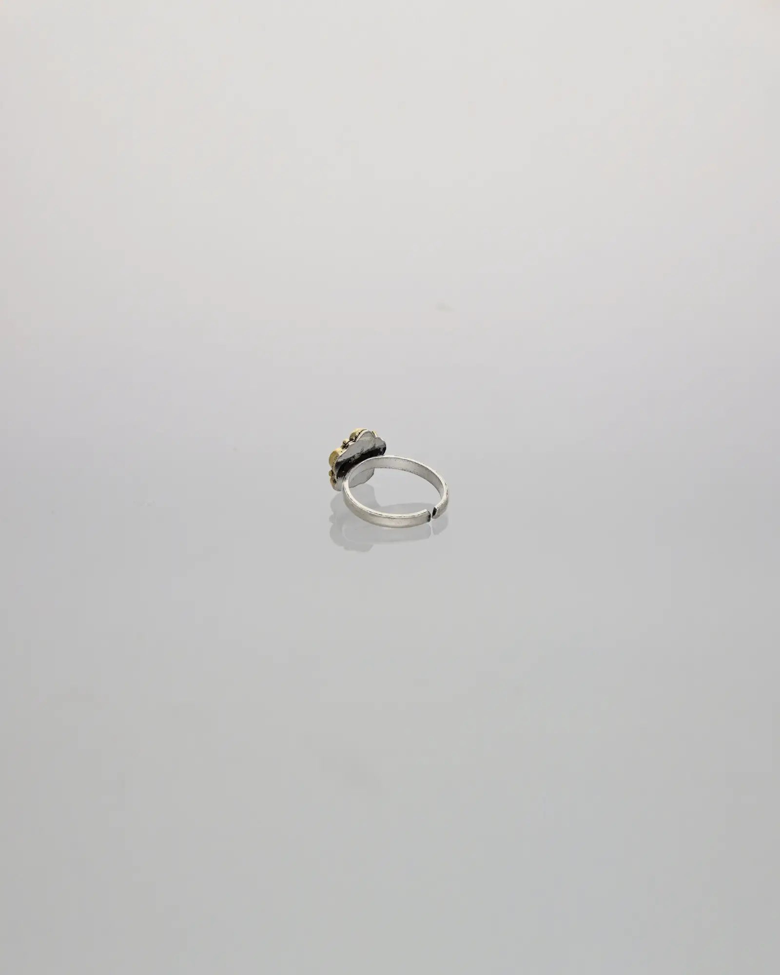 Ruby Bloom Toe Ring