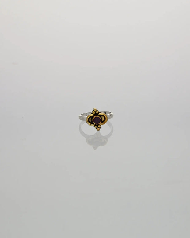 Heritage Ruby Glow Toe Ring