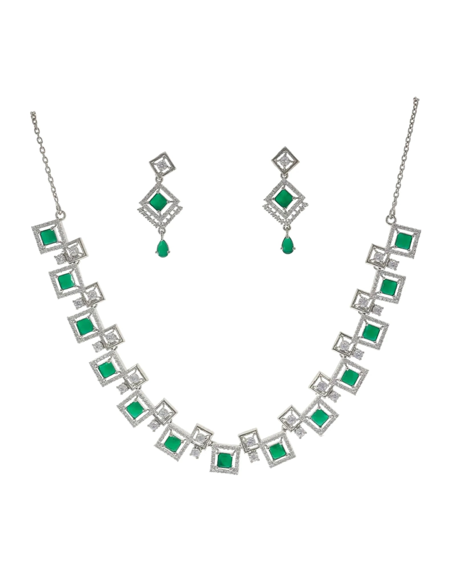 Emerald Elegance Luxe Collar Set