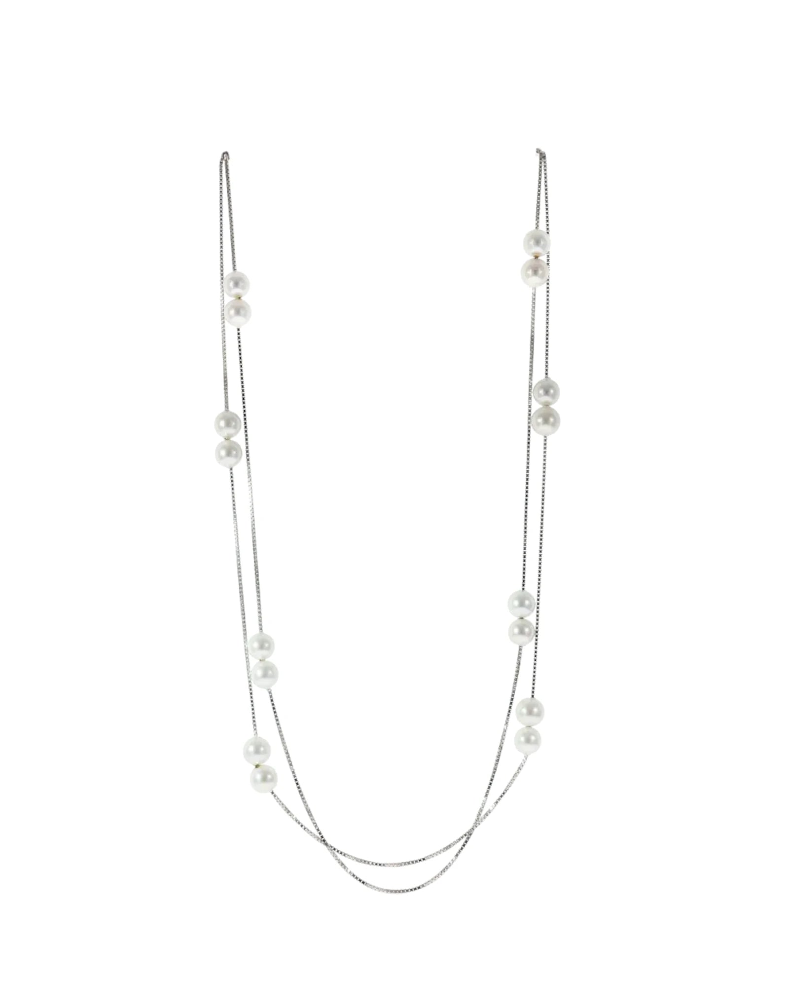 LuxeTwist Pearl Elegance Necklace