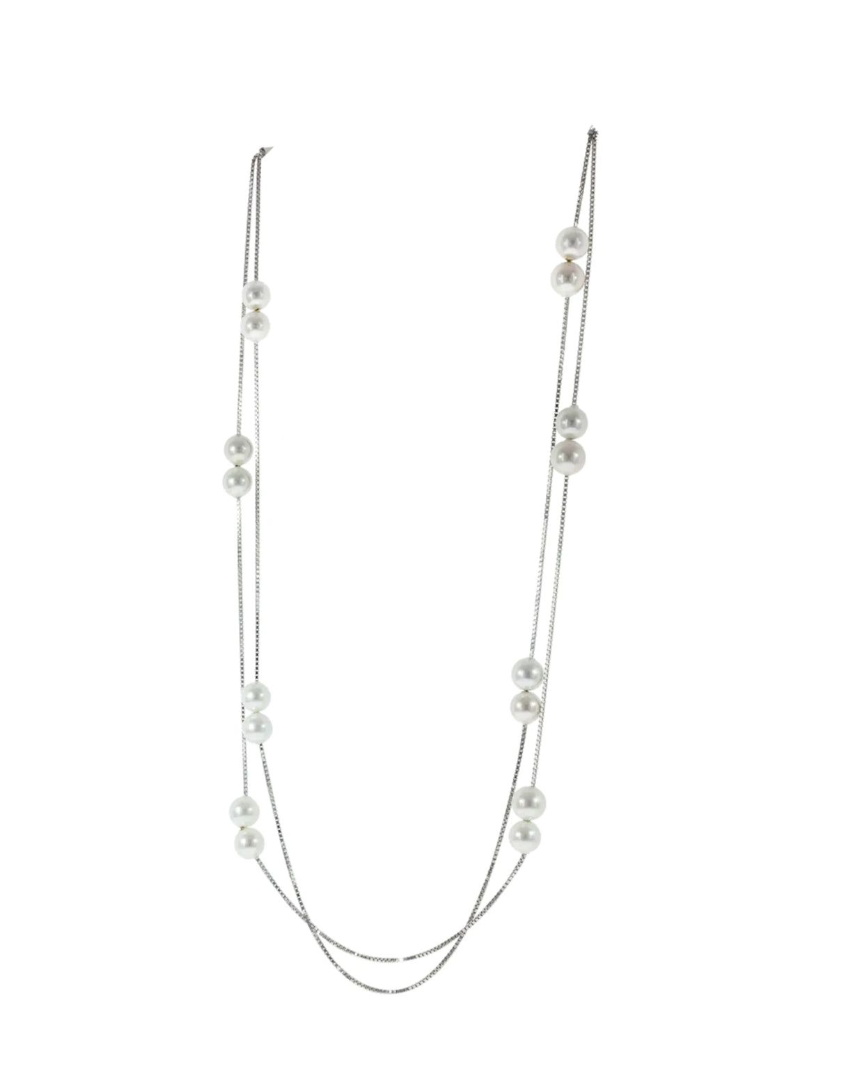 LuxeTwist Pearl Elegance Necklace
