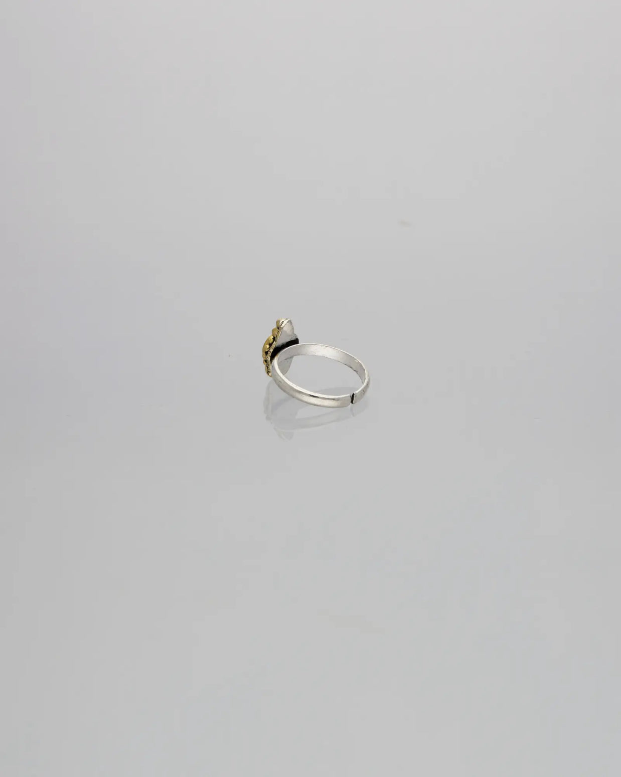 Verdant Blossom Toe Ring