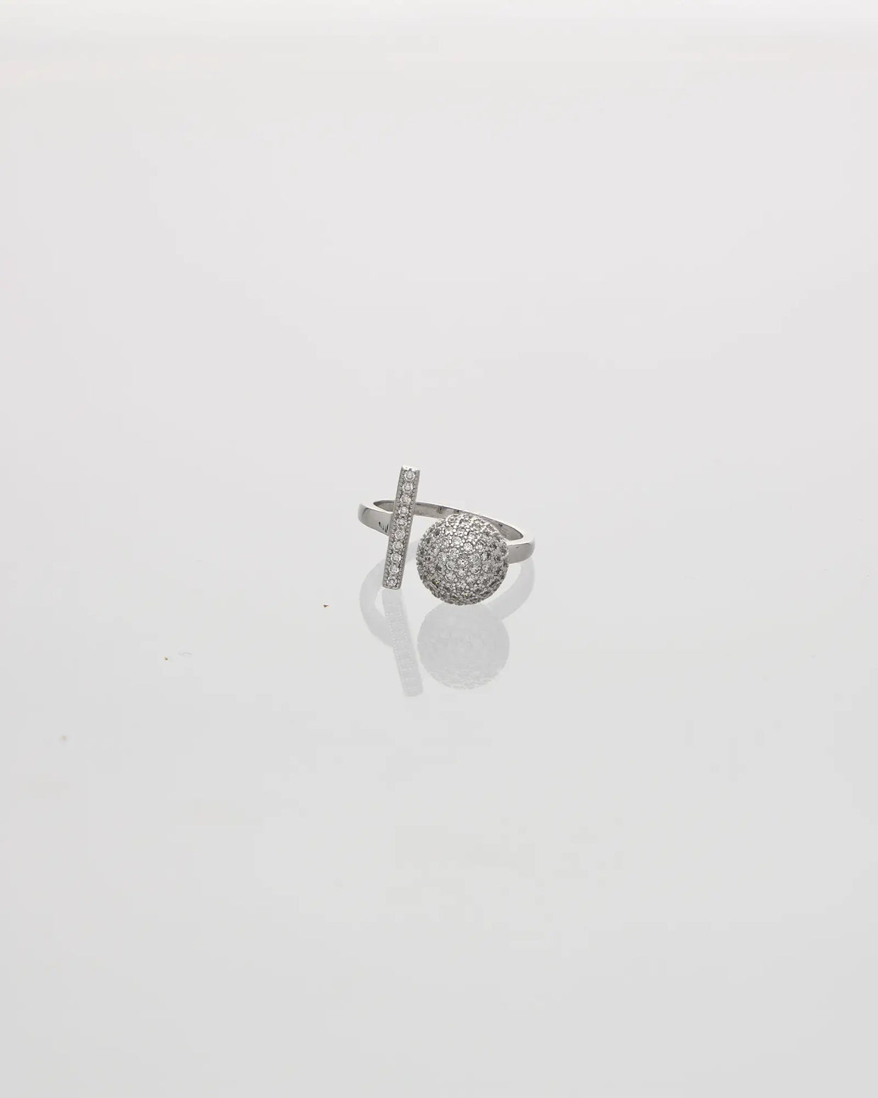 LuxeSphere Adjustable Ring