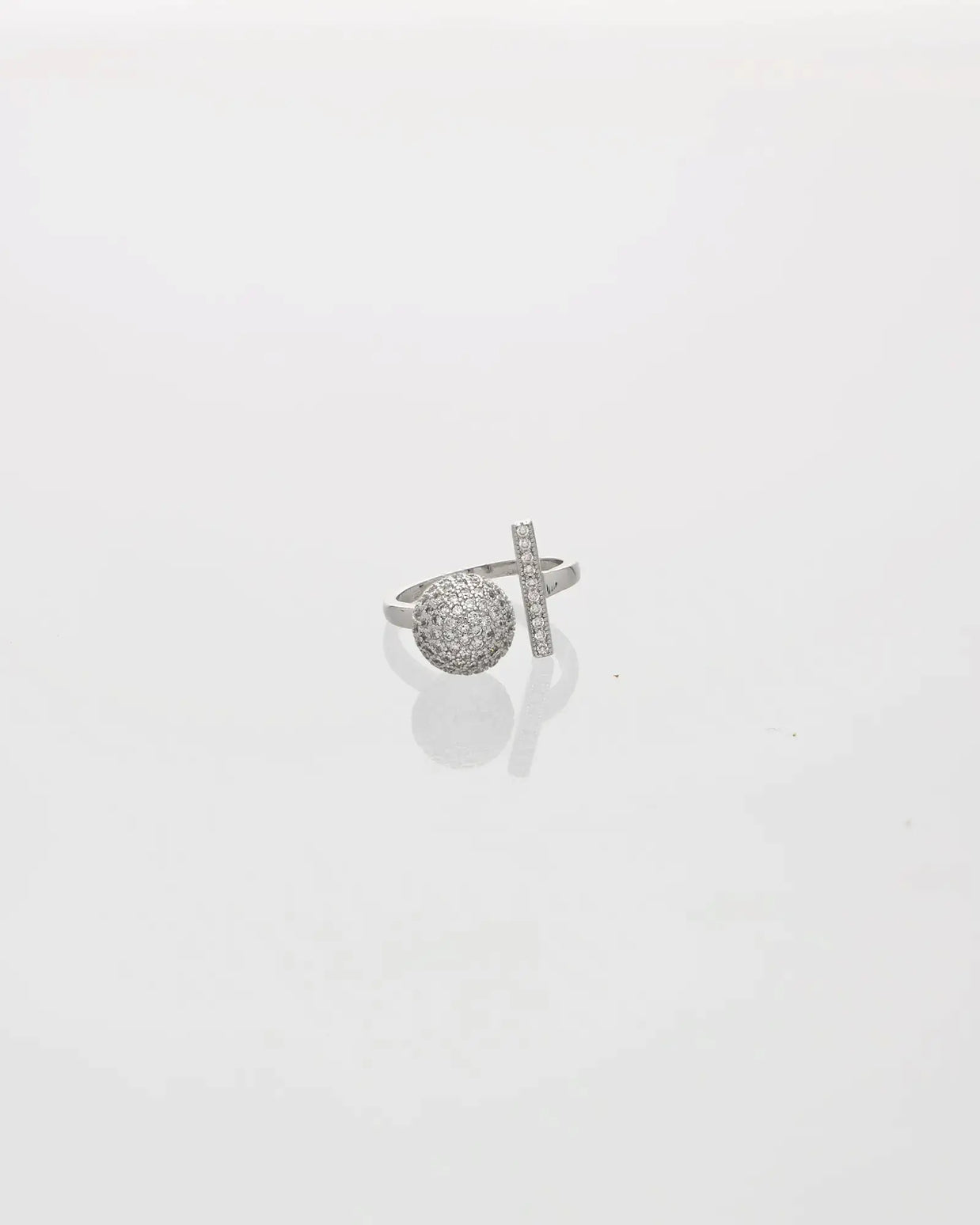LuxeSphere Adjustable Ring