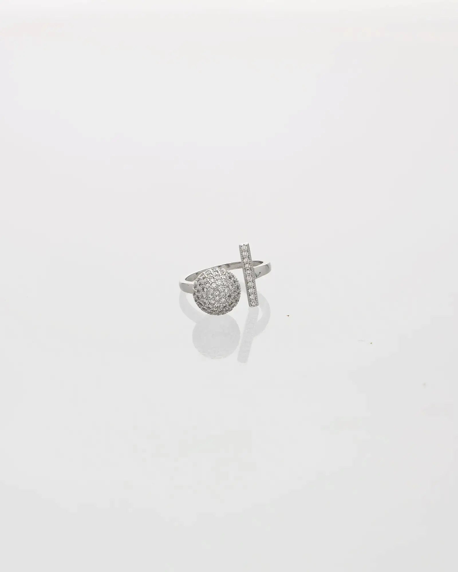 LuxeSphere Adjustable Ring