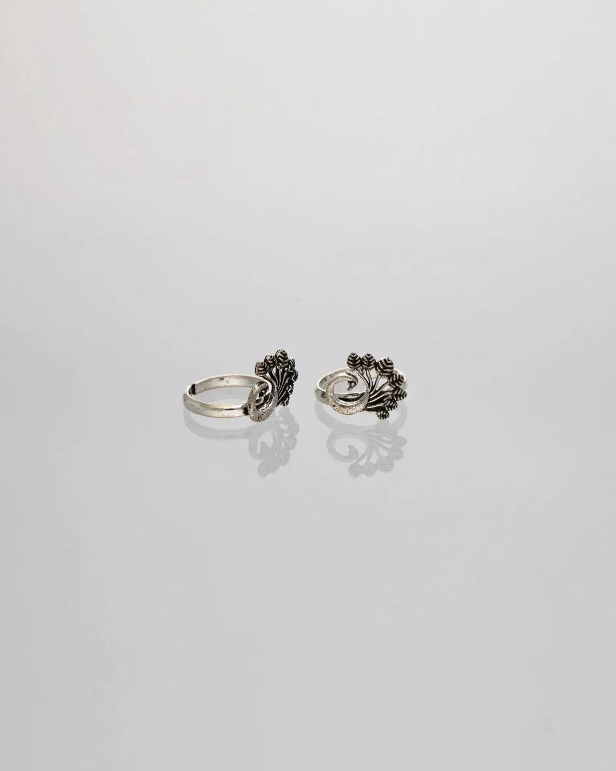 Royal Peafowl Toe Ring