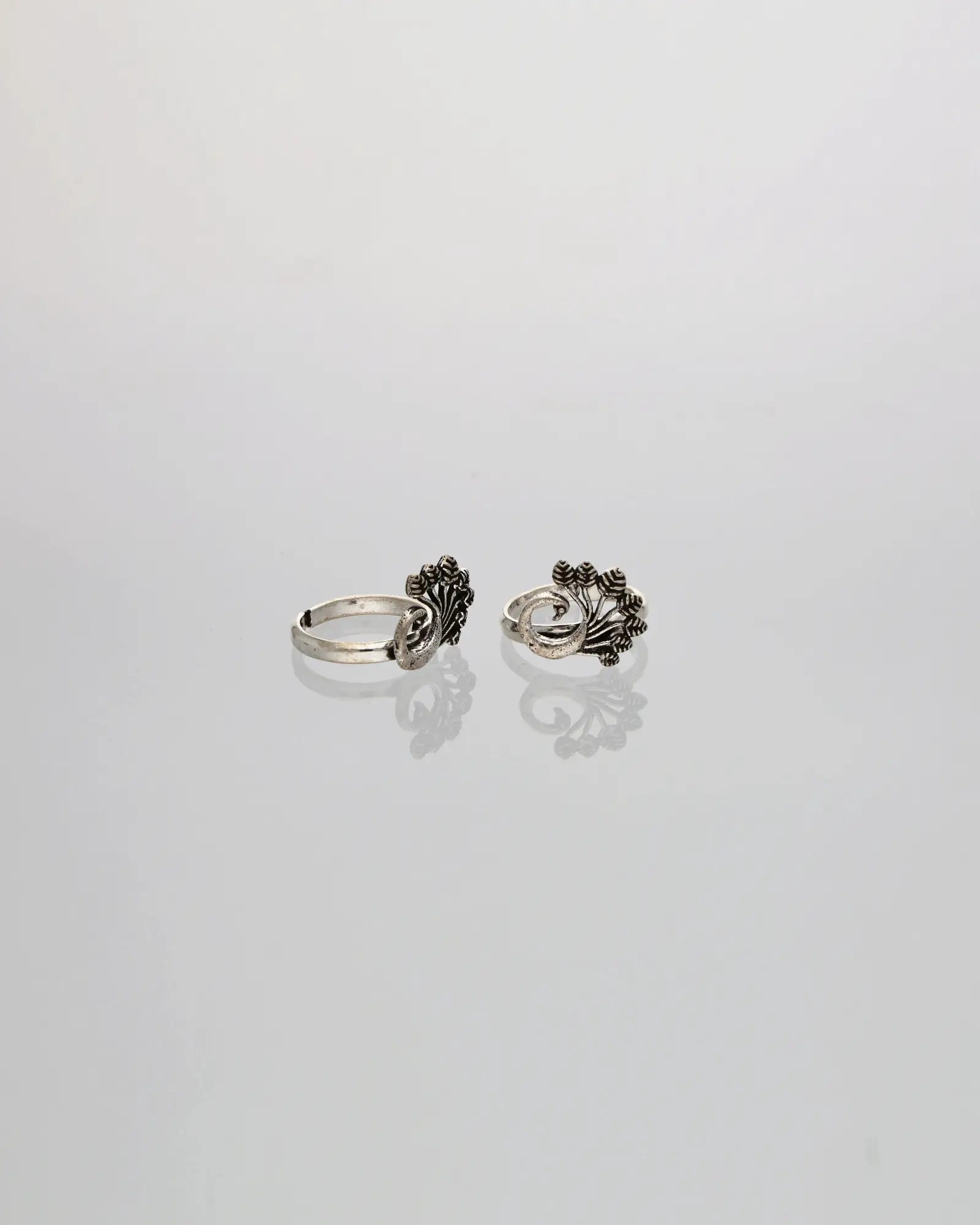 Royal Peafowl Toe Ring