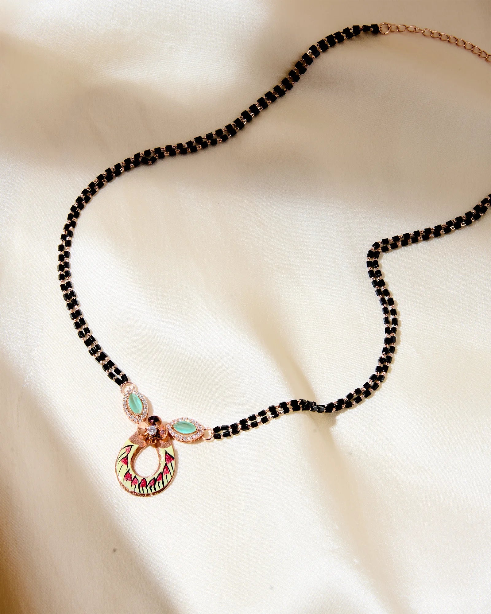 eterna-blossom-rose-gold-mangalsutra