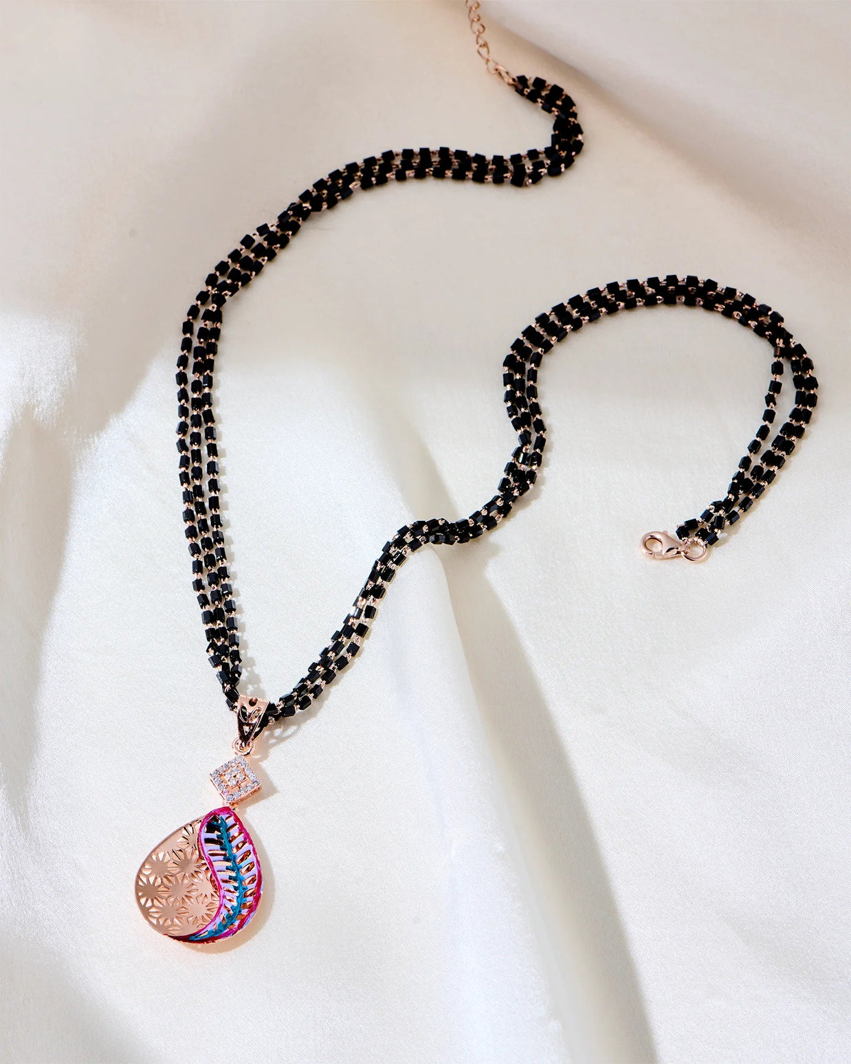 aurora-drop-rose-gold-mangalsutra