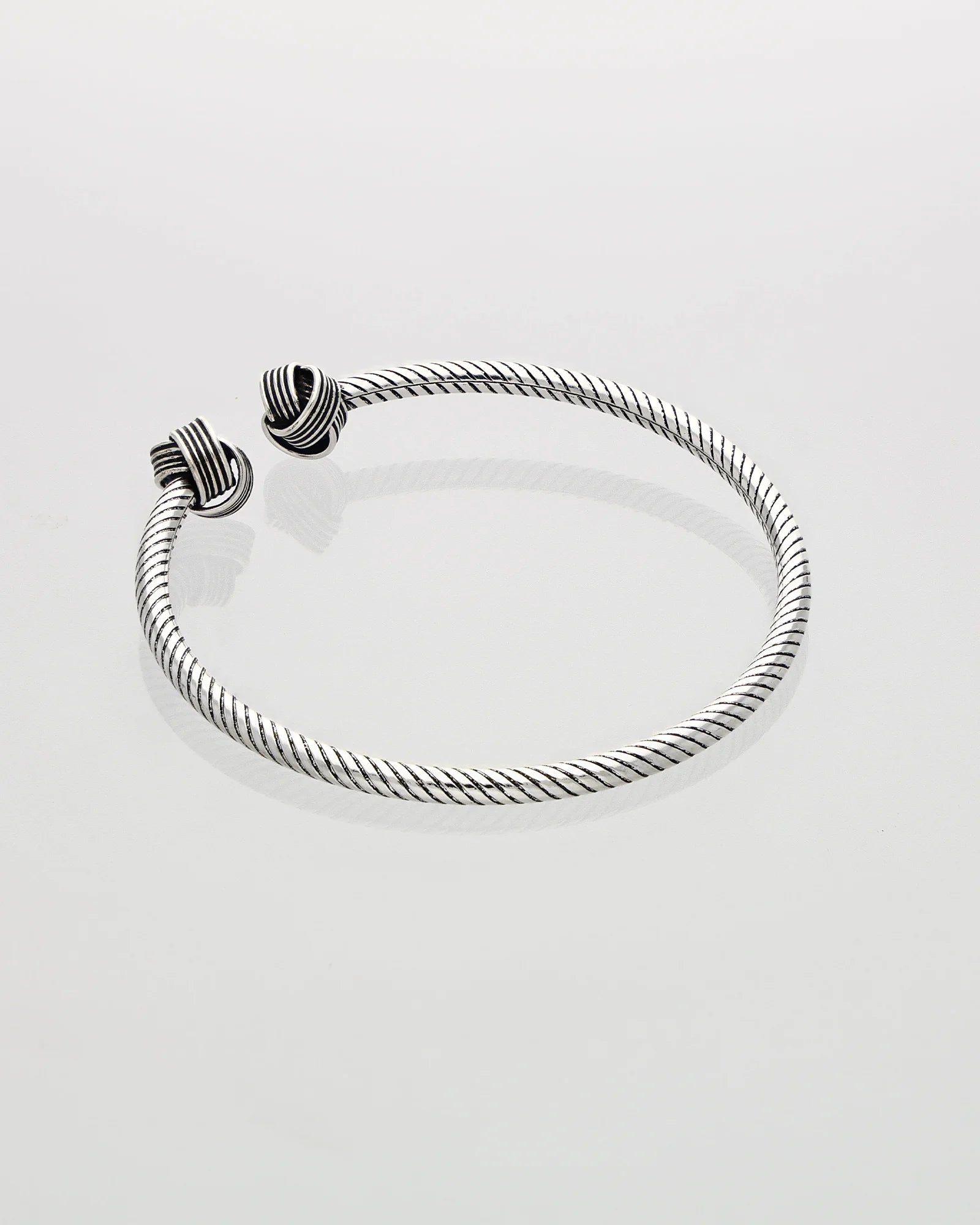 Eternal Knot Antique Kada