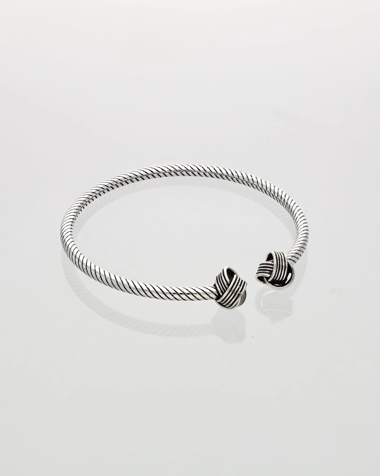 Eternal Knot Antique Kada