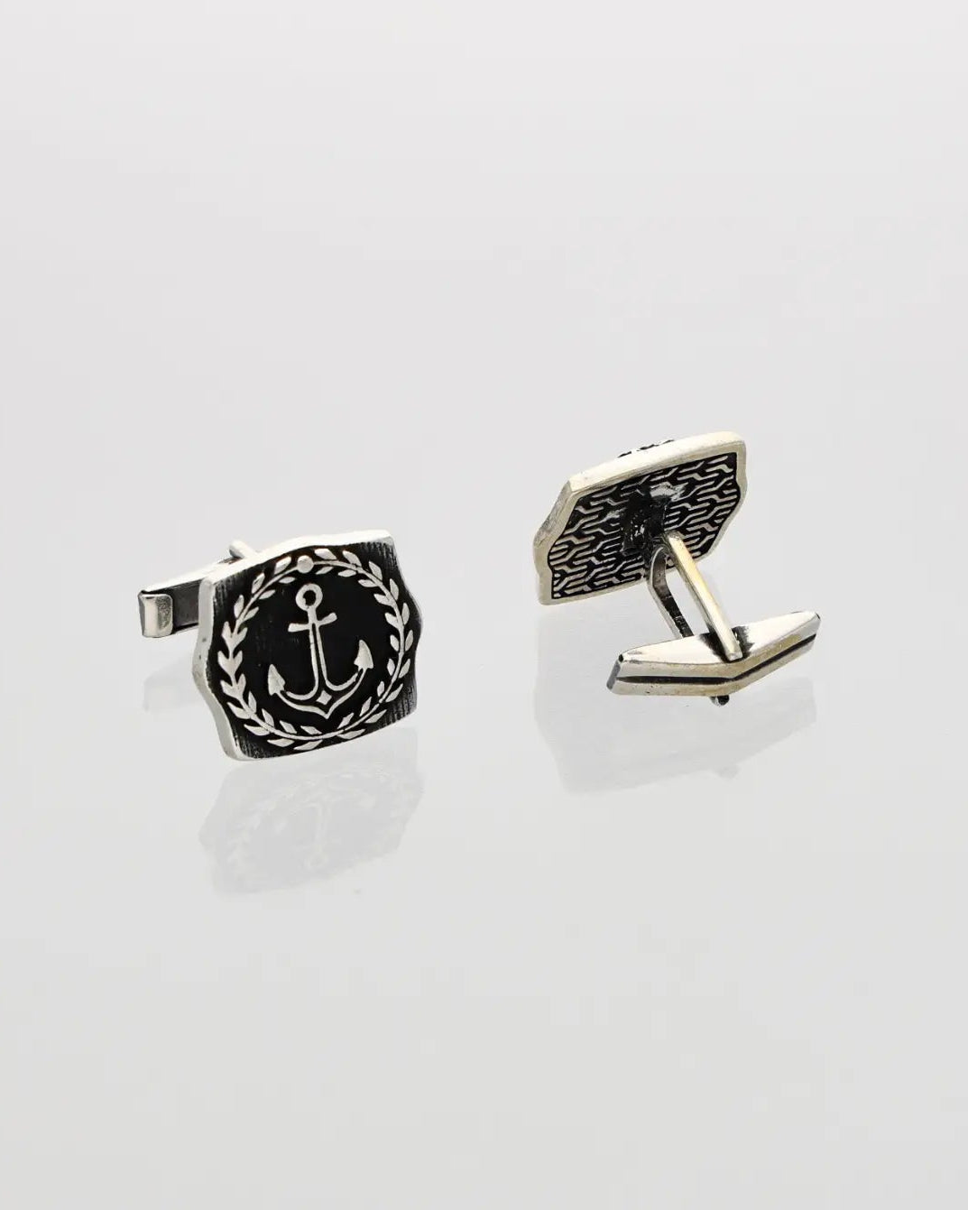 Voyage Cufflinks in 92.5 Silver