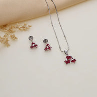 Scarlet Star Pendant Set in 92.5 Silver
