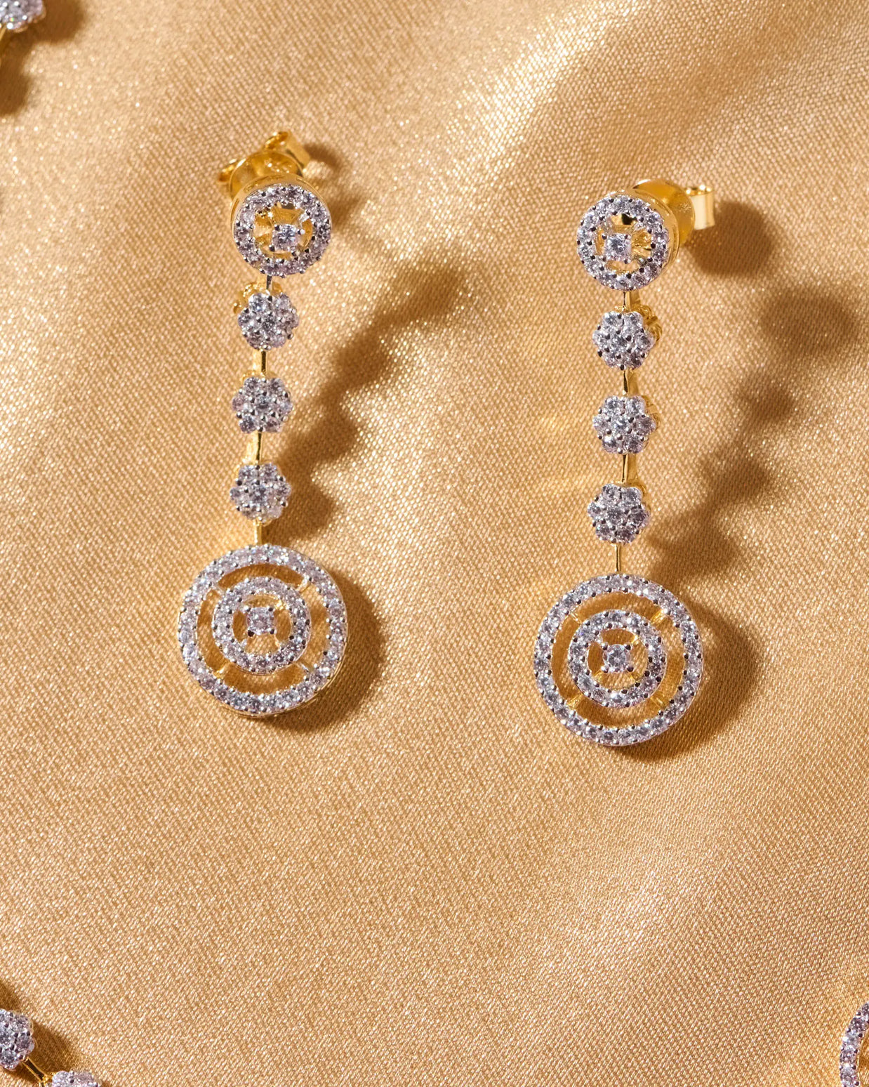 Floral Glow Heritage Necklace
