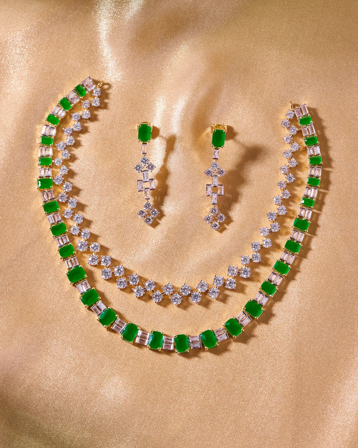 Emerald Glory Heritage Necklace