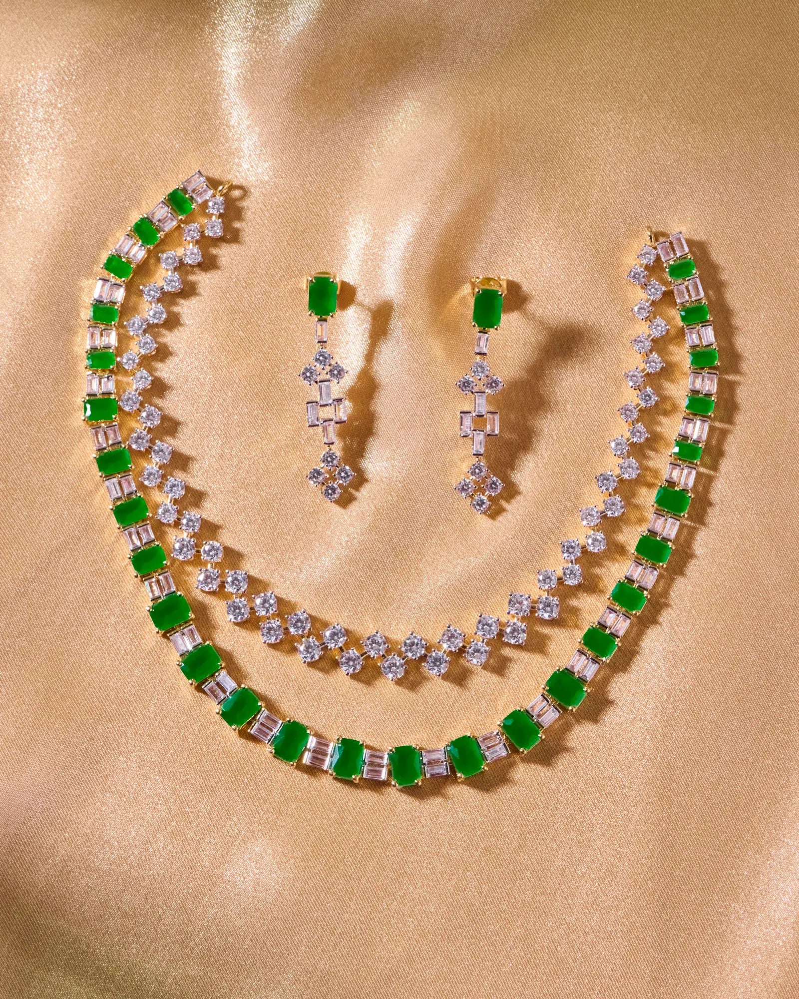Emerald Glory Heritage Necklace