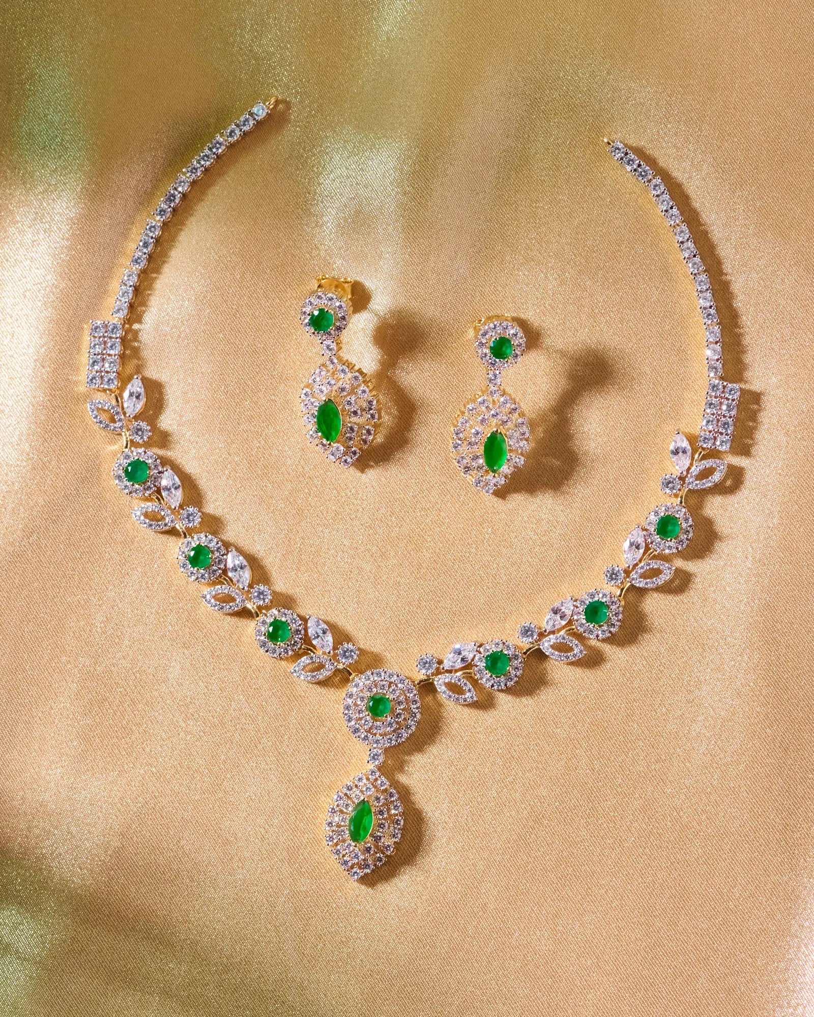 Haripriya Emerald Necklace