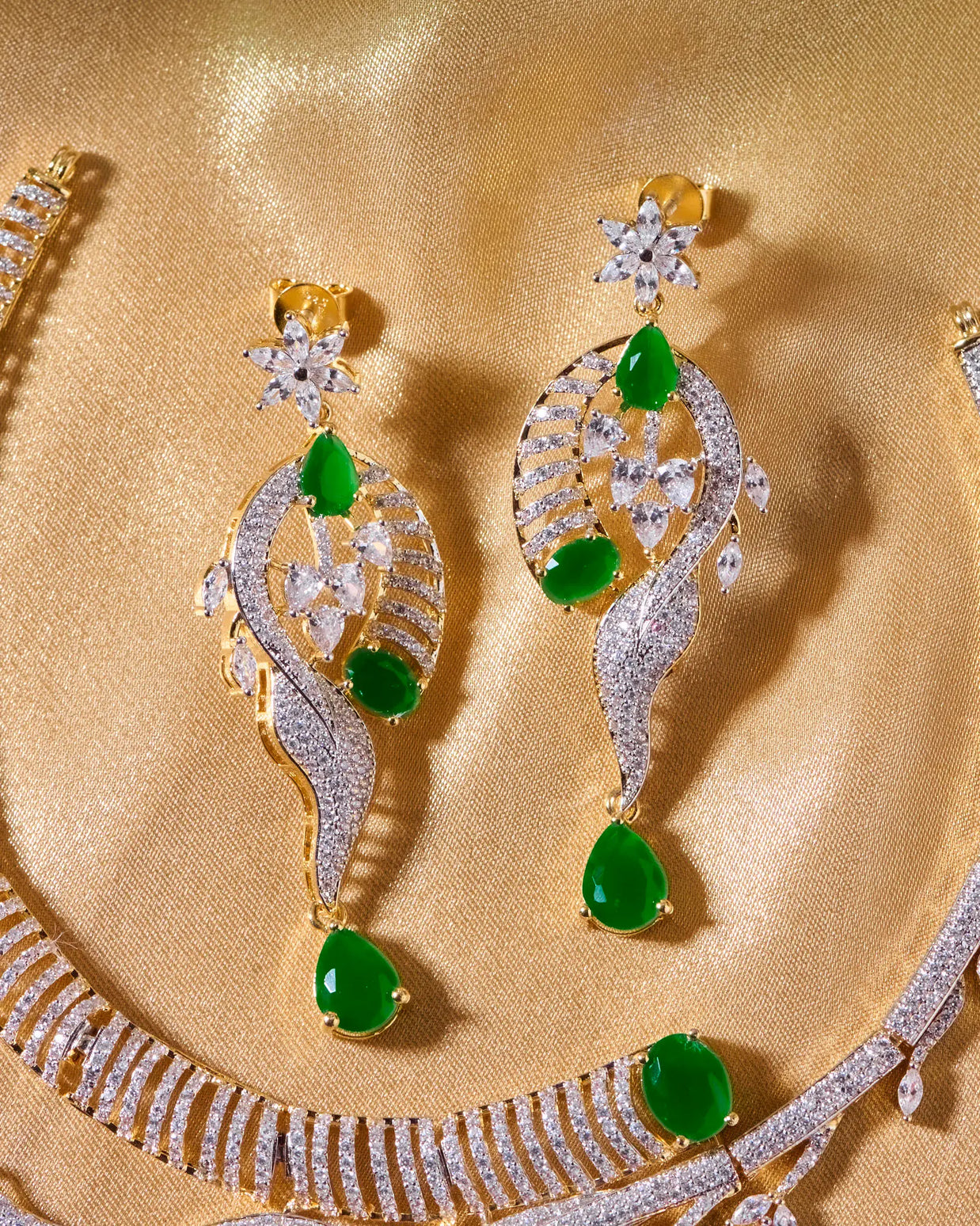 Vanasree Emerald Leaf Necklace