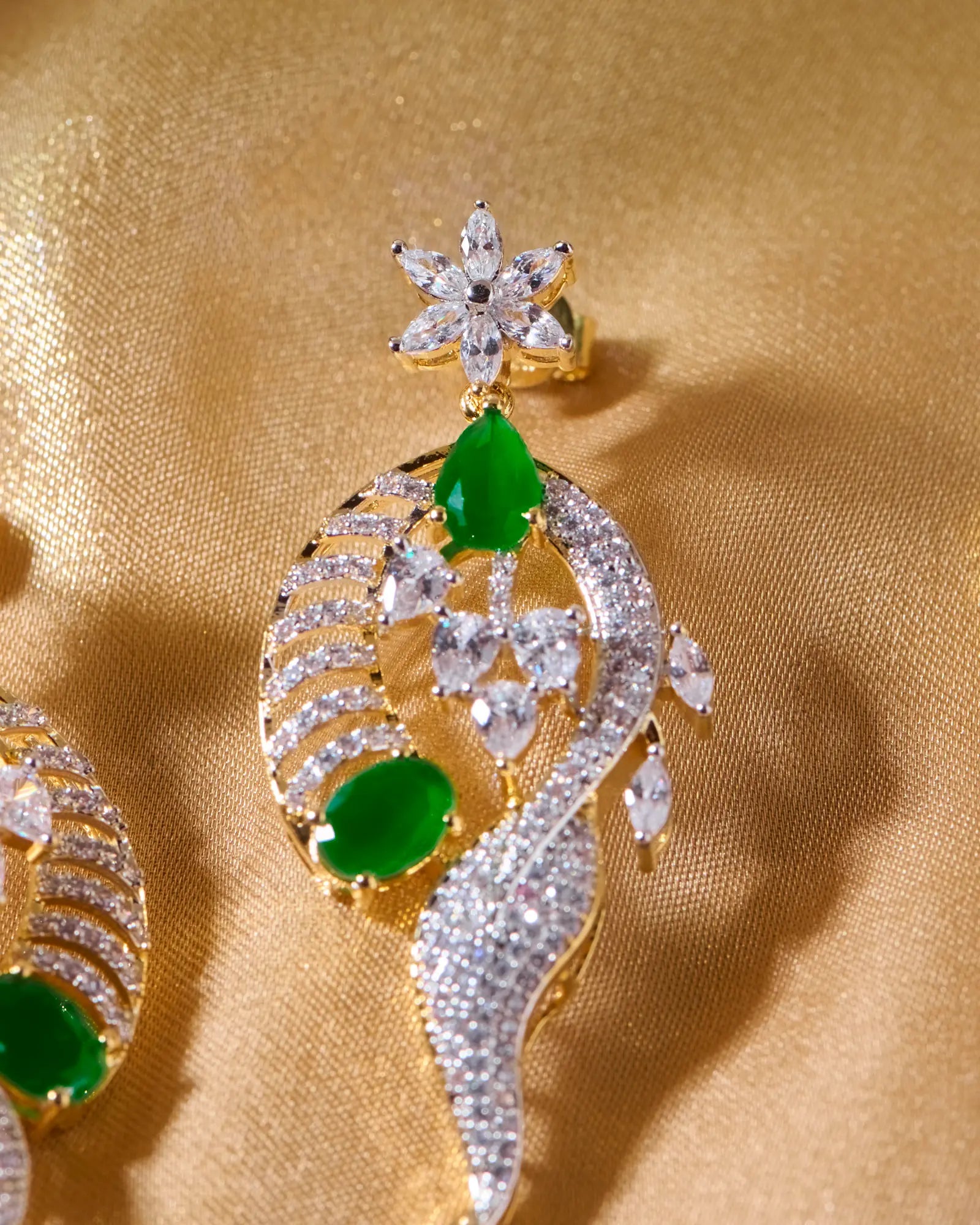 Vanasree Emerald Leaf Necklace