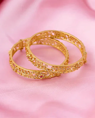 Silsila Rohini Bangle in 92.5 Silver