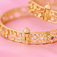 Silsila Rohini Bangle in 92.5 Silver