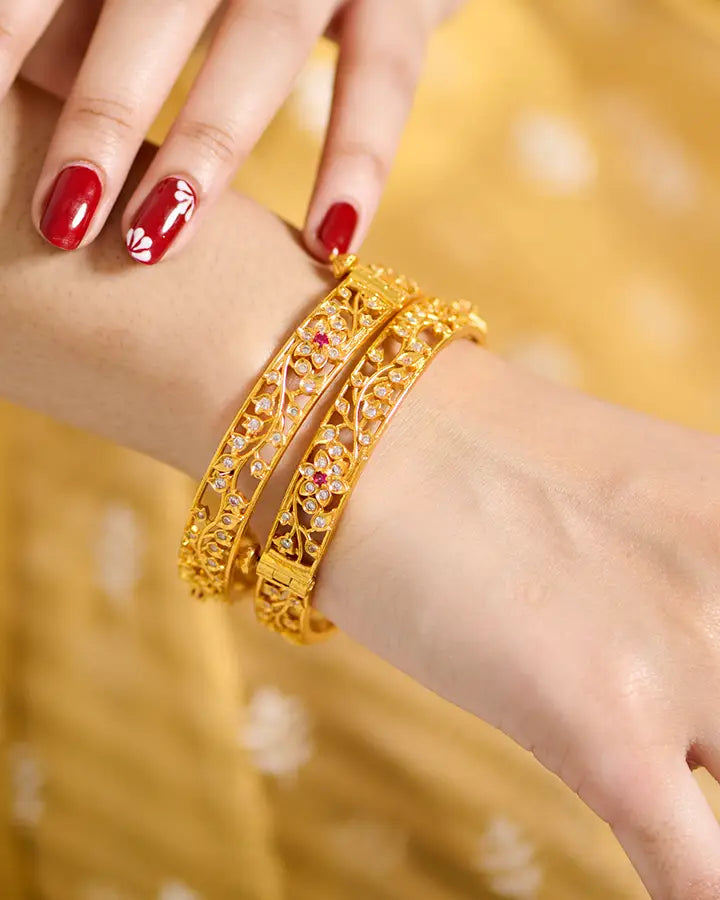 Silsila Rohini Bangle in 92.5 Silver
