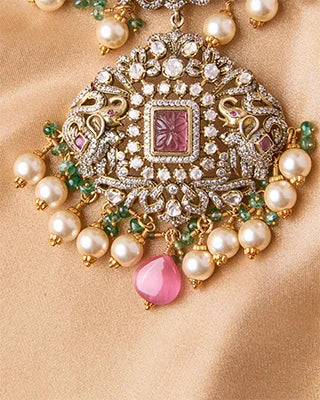 Maharani’s Grace Long Haar in 92.5 Silver