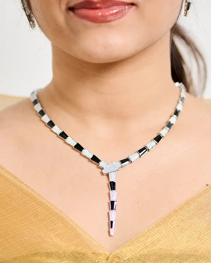 Serpent Noir Silver Enamel Necklace in 92.5 Silver