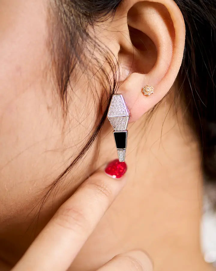 Serpent Noir Silver Enamel Necklace in 92.5 Silver