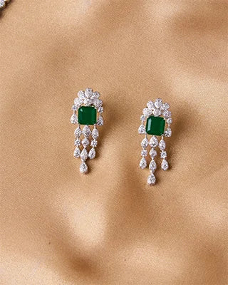 Ascending Elegance Green Silver Necklace in 92.5 Silver