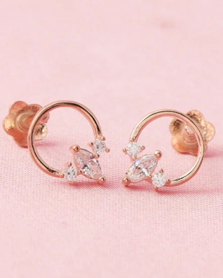 Pearl Halo Studs in 92.5 Silver