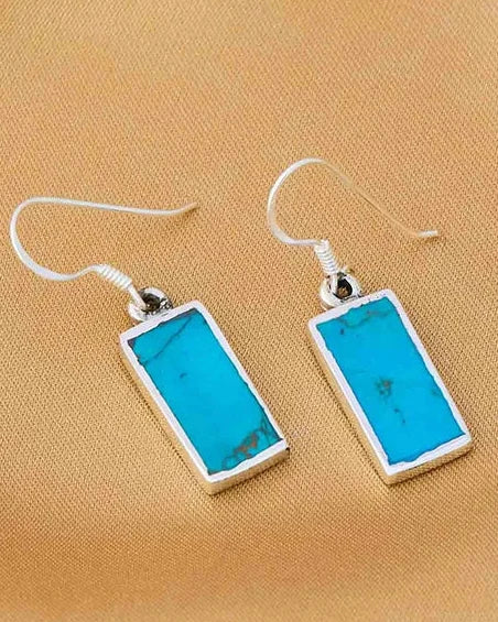 Rectangular Rhodium earring in 92.5 Silver