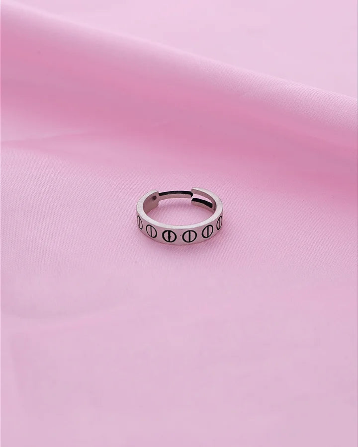 Antique Oxidized Silver Ring in 92.5 Silver