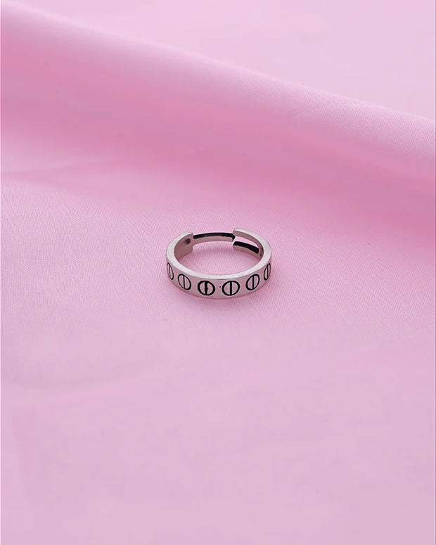 Antique Oxidized Silver Ring in 92.5 Silver