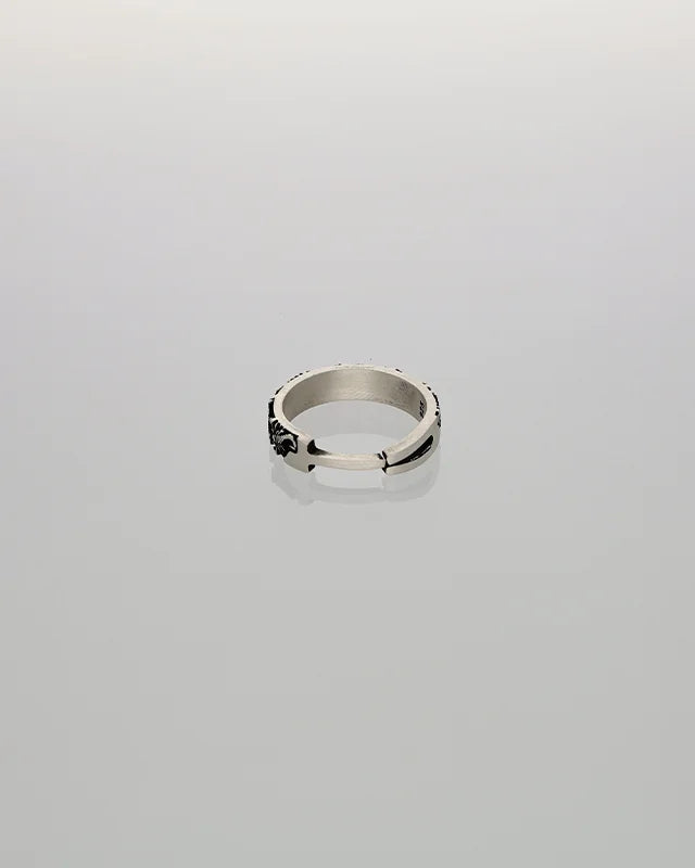 Vintage Oxidized Silver Ring in 92.5 Silver