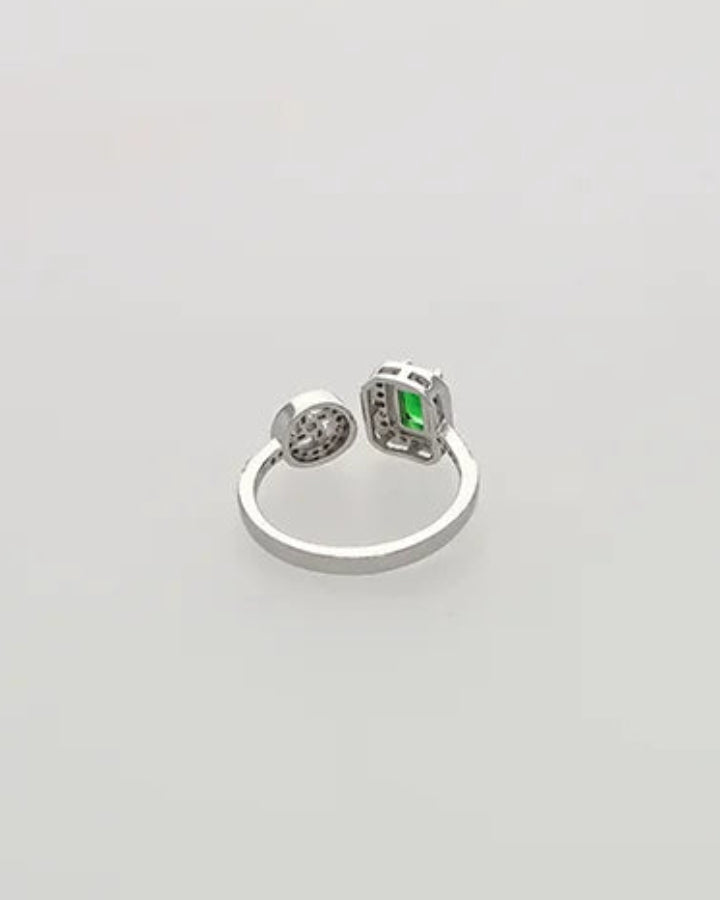 Pistachio Ring in 92.5 Silver