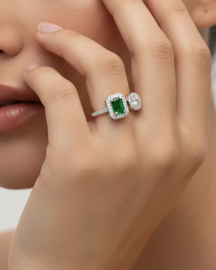 Pistachio Ring in 92.5 Silver