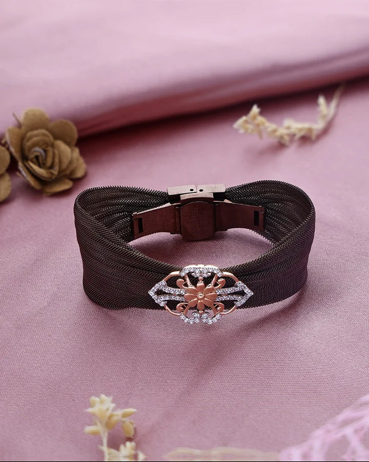 Amber Rose Cuff in 92.5 Silver