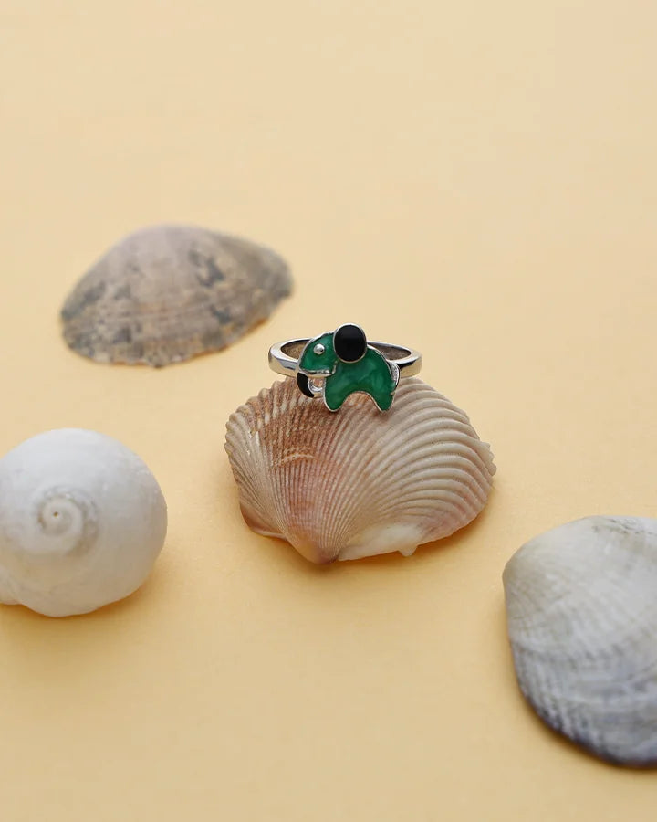 Green Elephant Ring in 92.5 Silver