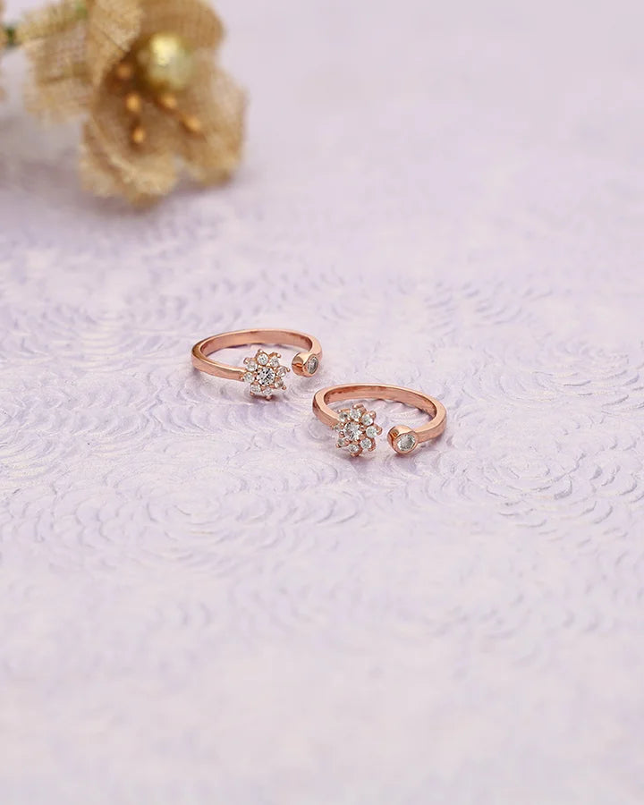 Florarose Charm Toe Ring in 92.5 Silver