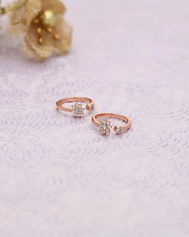 Florarose Charm Toe Ring in 92.5 Silver