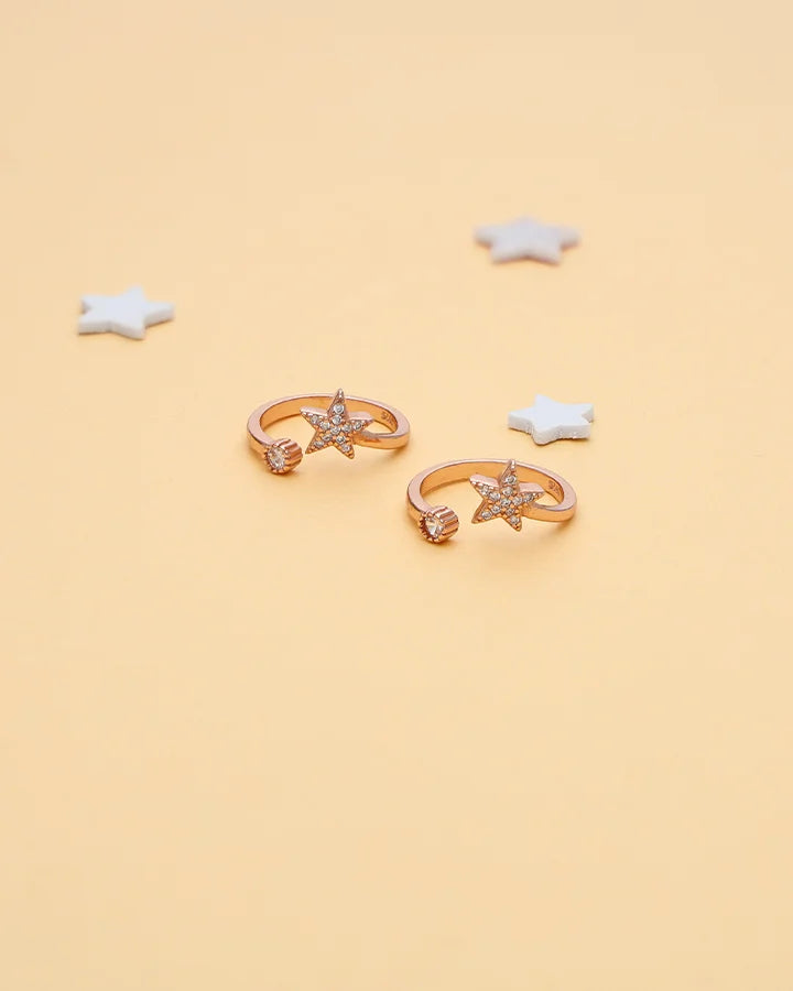 Celestia Star Toe Ring in 92.5 Silver